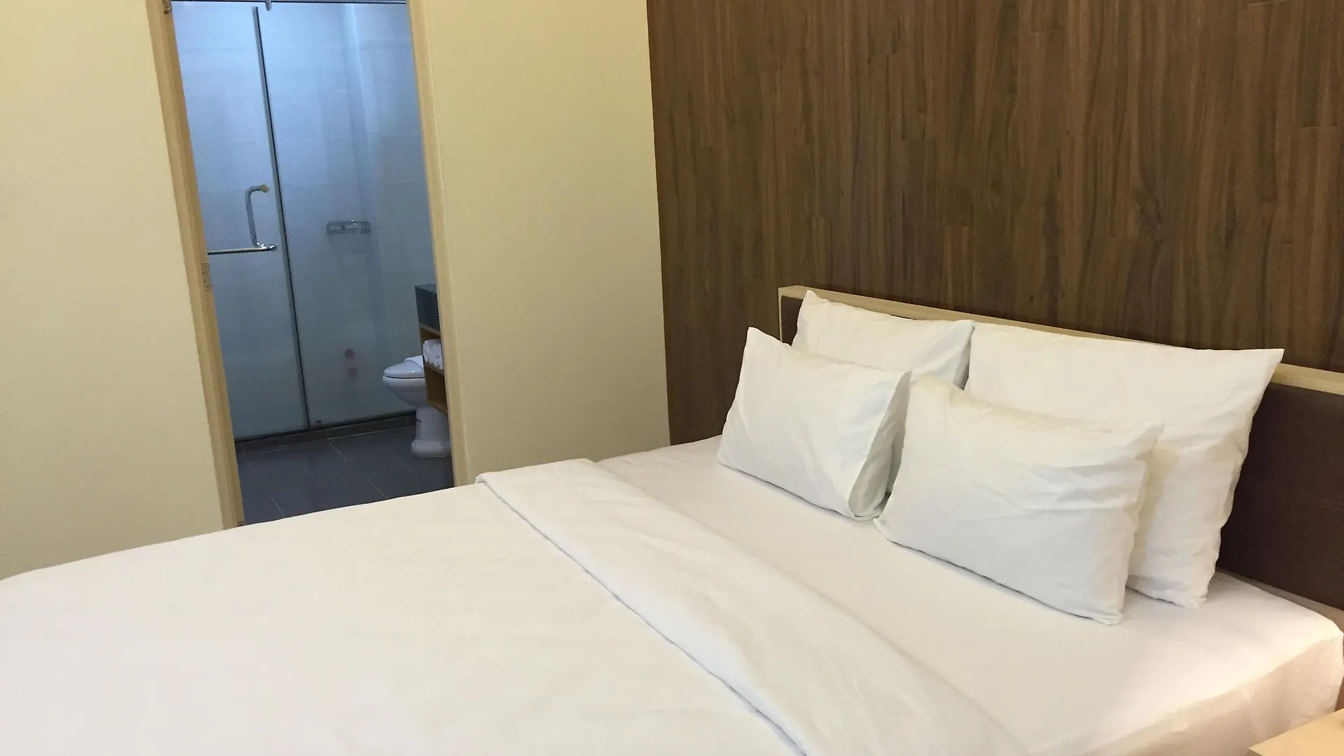Apartment Diamond Suite Luxury Ho Chi Minh City Vietnam